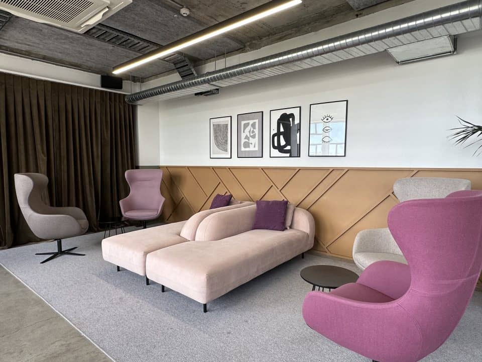 panama_square_lounge_area_2