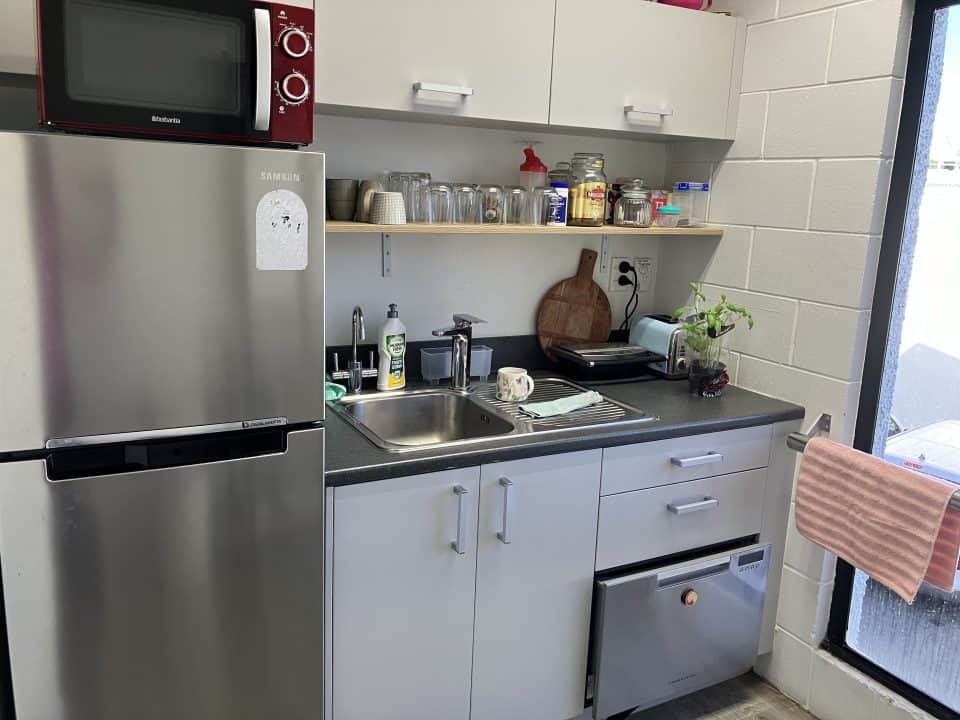 vine_co-working_kitchen