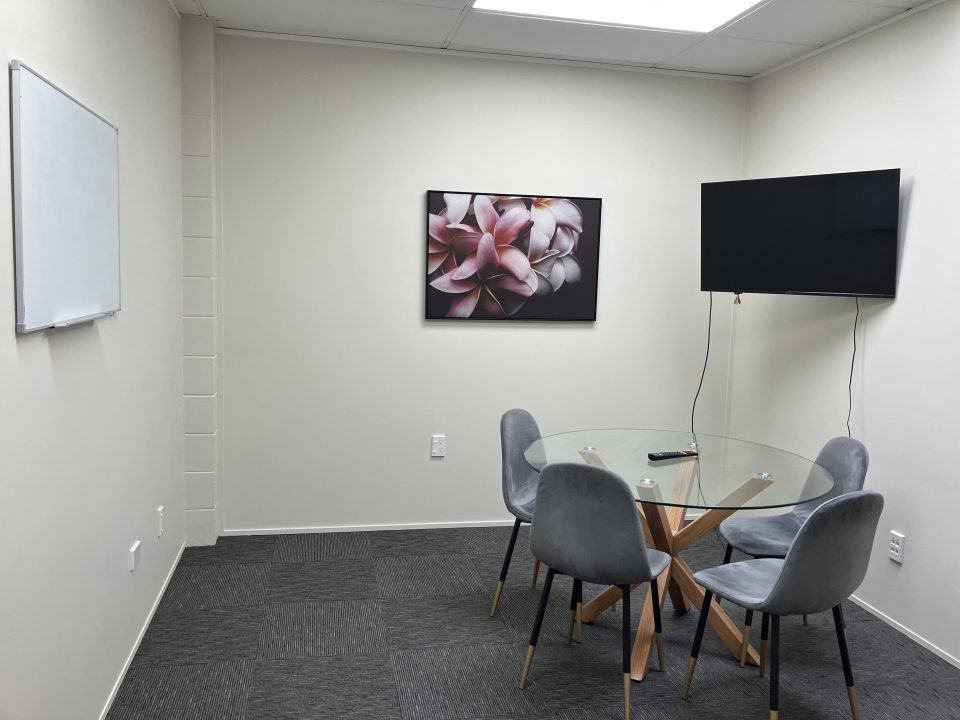 vine_co-working_office_room
